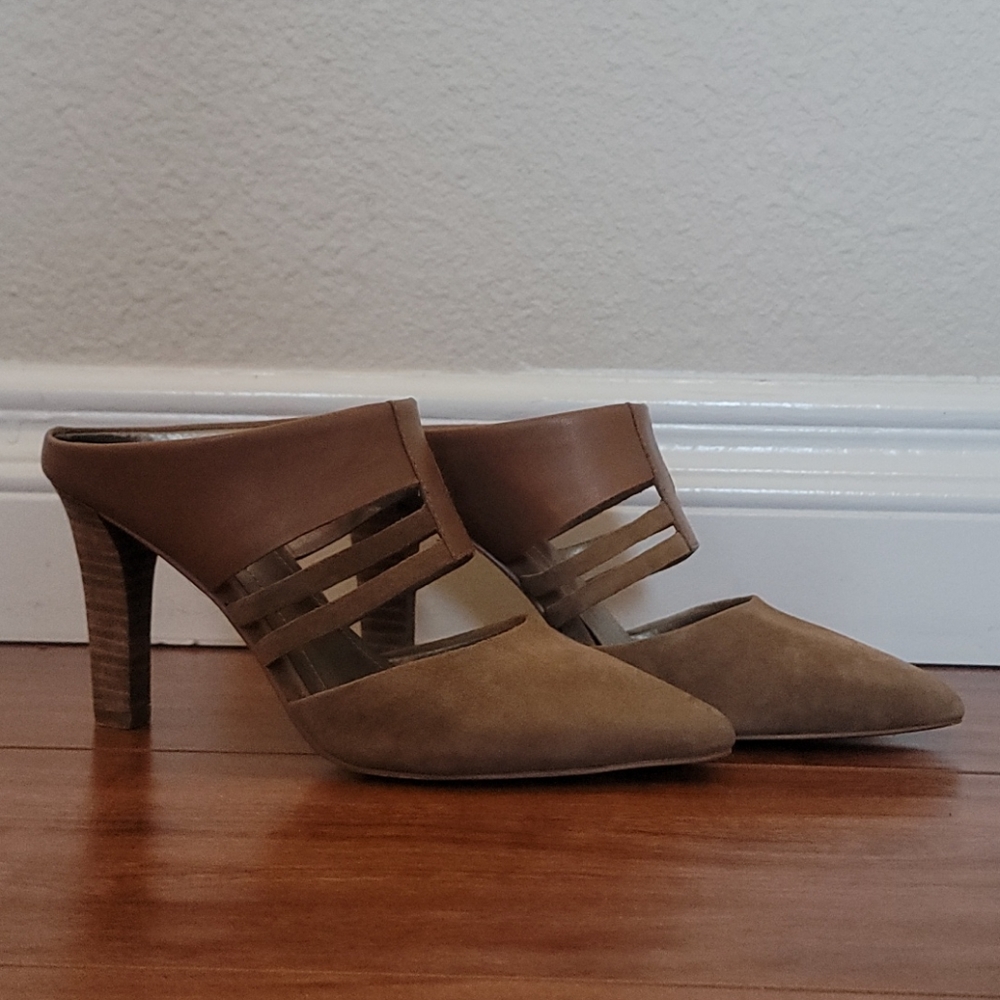 Tahari heels